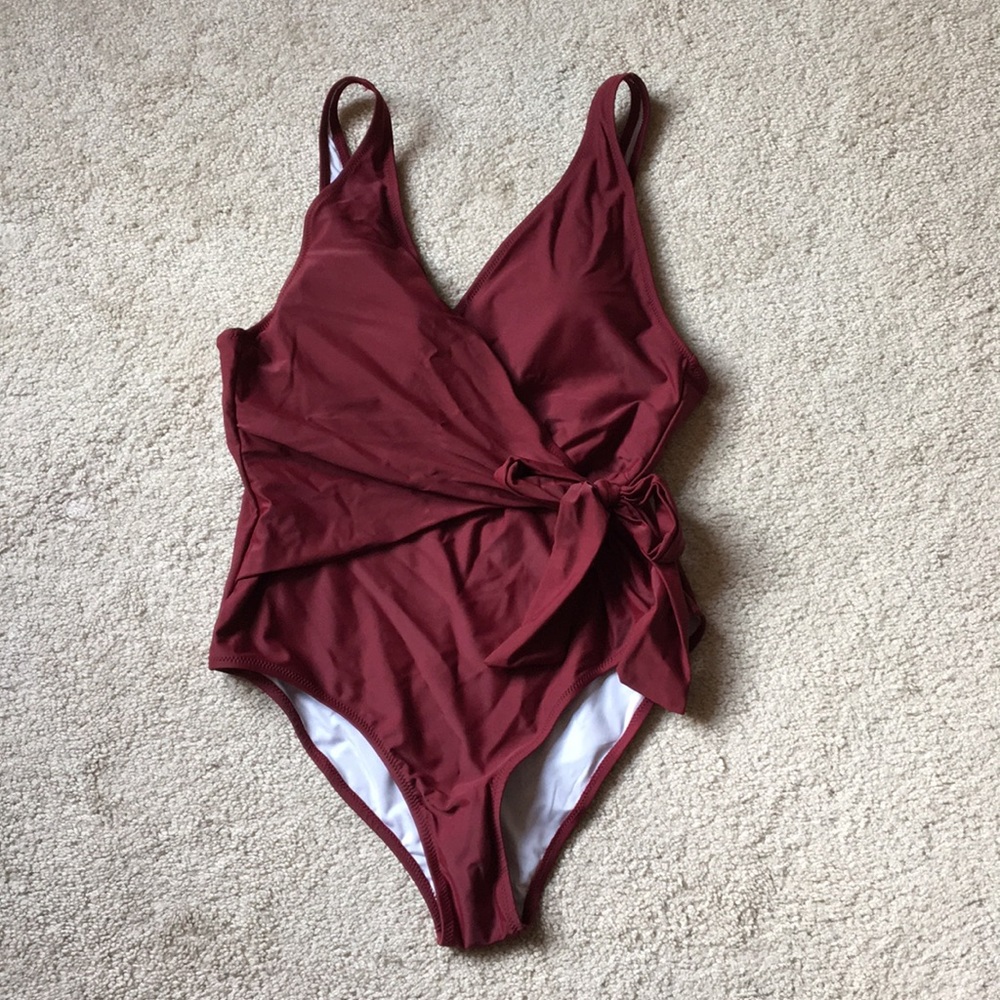 Bathing suit
